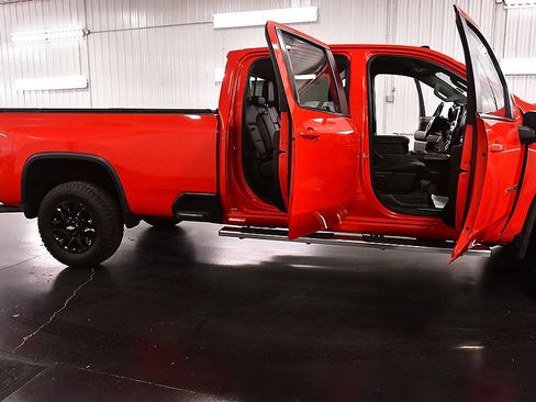Used 2022 Chevrolet Silverado 2500 LT w/ Convenience Package AWD/4WD image 31