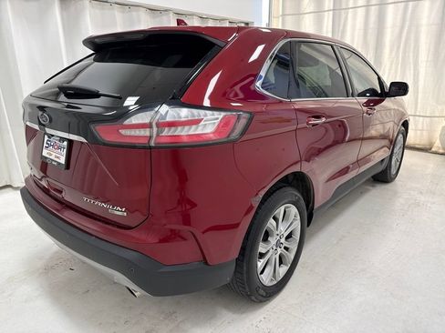 Used 2019 Ford Edge Titanium image 4