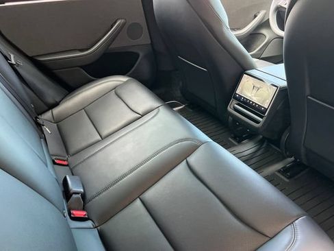 Used 2025 Tesla Model 3 Long Range RWD image 18