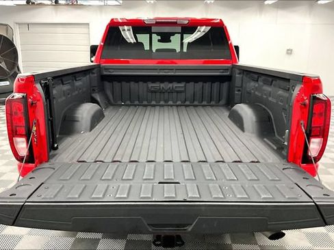 Used 2025 GMC Sierra 2500 SLE w/ SLE Value Package; AWD/4WD image 31