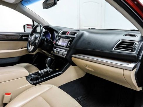 Used 2017 Subaru Outback 2.5i Limited image 11