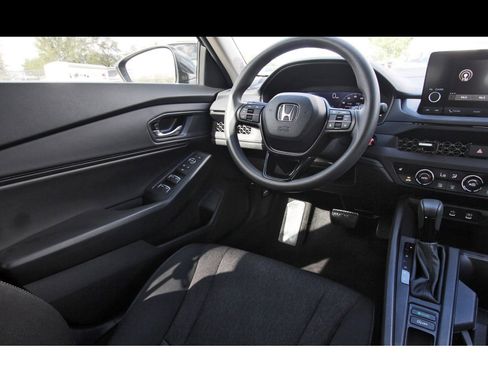 Used 2024 Honda Accord EX image 8