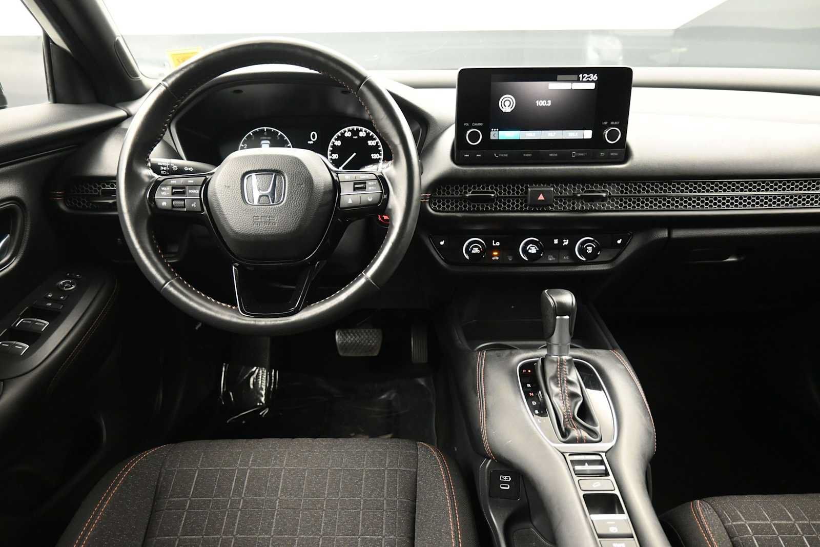 Certified 2025 Honda HR-V Sport image 19
