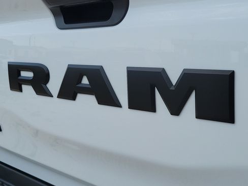Used 2025 RAM 1500 Big Horn AWD/4WD image 6