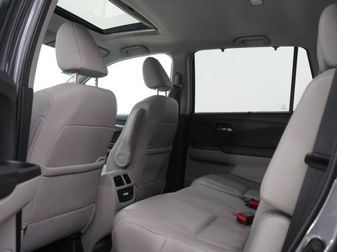 Used 2021 Honda Pilot Black Edition image 20