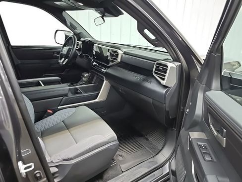 Used 2025 Toyota Tundra SR5 AWD/4WD image 15