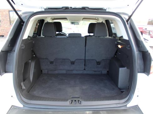 Used 2017 Ford Escape SE image 13