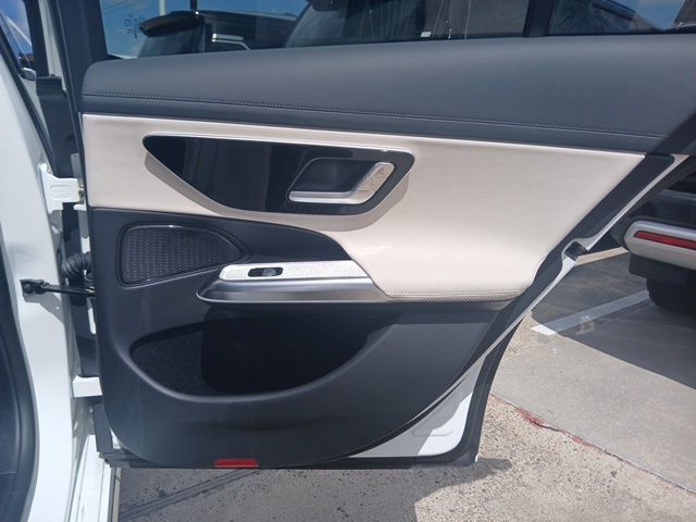 Used 2026 Mercedes-Benz E 350 Sedan image 11