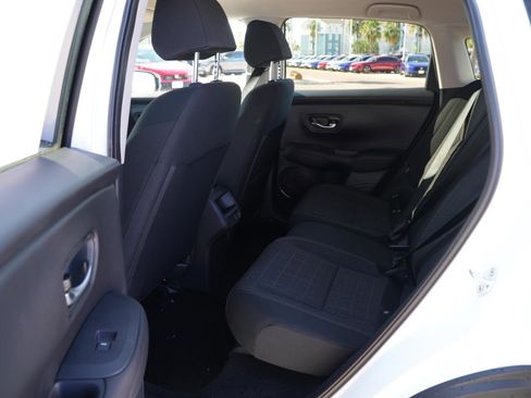 New 2026 Honda HR-V LX image 18