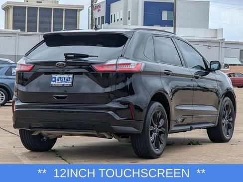 Used 2022 Ford Edge SE w/ Black Appearance Package image 3