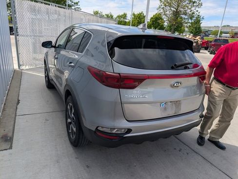 Used 2020 Kia Sportage LX w/ LX Popular Package AWD/4WD image 13