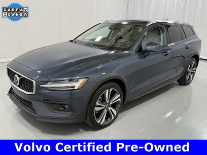 Certified 2023 Volvo V60 B5 Cross Country Plus w/ Climate Package