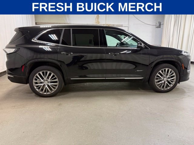 Used 2026 Buick Enclave Avenir w/ Super Cruise Package AWD/4WD image 3