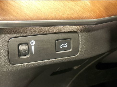 Used 2019 Volvo XC90 T6 Inscription image 10