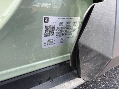Used 2025 Chevrolet Trax ACTIV FWD image 42