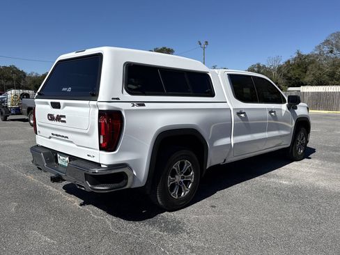 Used 2023 GMC Sierra 1500 SLT w/ X31 Off-Road Package AWD/4WD image 5