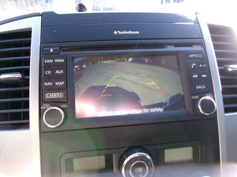 Used 2019 Nissan Frontier PRO-4X image 17