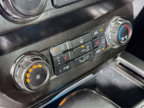 Used 2020 Ford F150 XLT w/ Equipment Group 302A Luxury AWD/4WD image 16