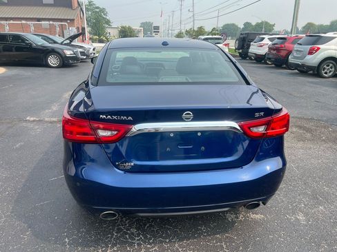 Used 2018 Nissan Maxima SR FWD image 4