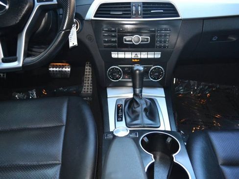 Used 2013 Mercedes-Benz C 300 4MATIC Sedan image 21