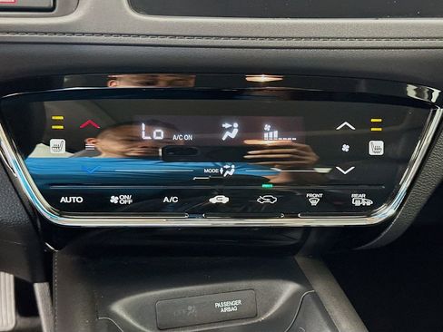 Used 2022 Honda HR-V EX-L image 15