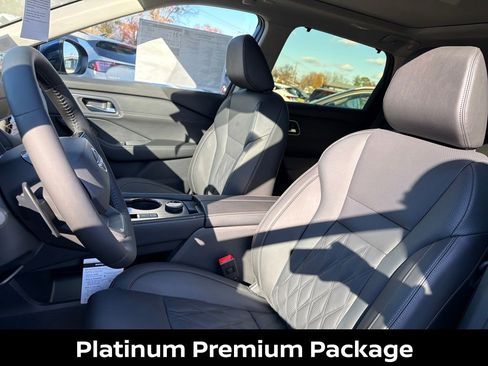 New 2026 Nissan Rogue Platinum w/ Platinum Premium Package image 11