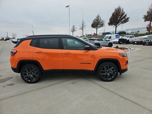 New 2026 Jeep Compass Limited AWD/4WD image 7