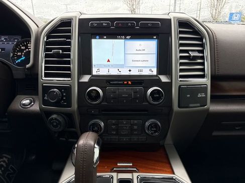 Used 2017 Ford F150 King Ranch w/ Equipment Group 601A Luxury image 41