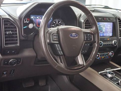 Used 2021 Ford Expedition Max Limited RWD image 5