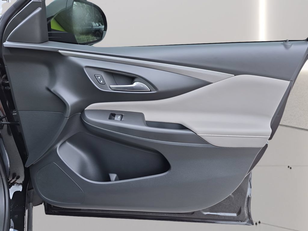New 2026 Buick Envista Preferred FWD image 38