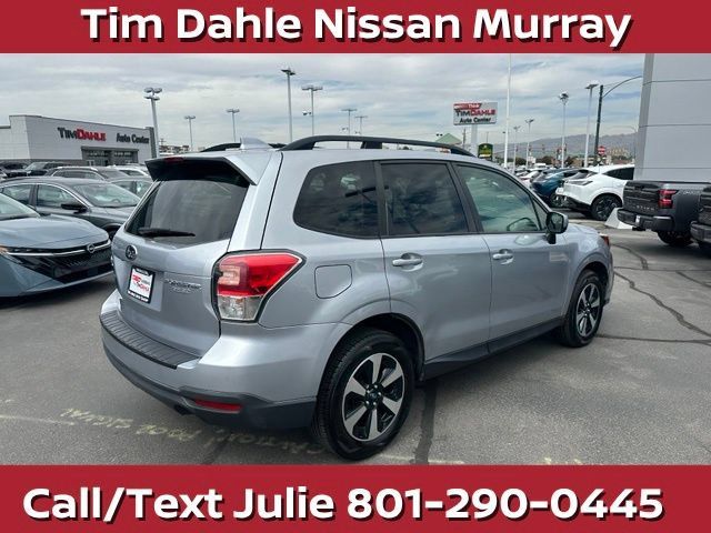 Used 2017 Subaru Forester 2.5i Premium AWD/4WD image 12