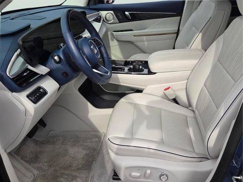 Used 2026 Buick Enclave Avenir w/ Super Cruise Package FWD image 10