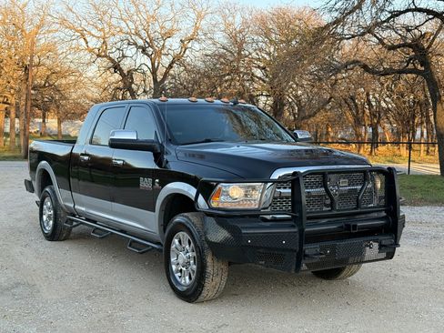 Used 2017 RAM 2500 Laramie AWD/4WD image 1