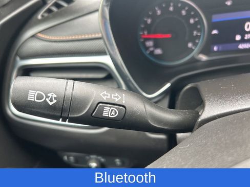 Used 2022 Chevrolet Equinox Premier image 13