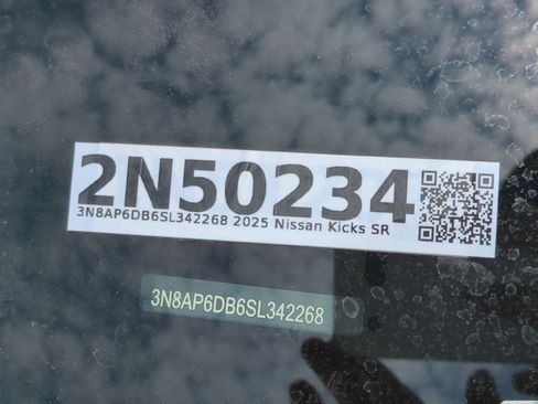 New 2025 Nissan Kicks SR w/ Illumination Package image 20