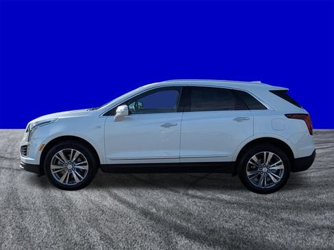 Used 2025 Cadillac XT5 Premium Luxury w/ LPO, Floor Liner Package FWD image 7
