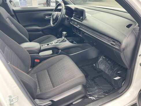 Certified 2024 Honda HR-V Sport image 28