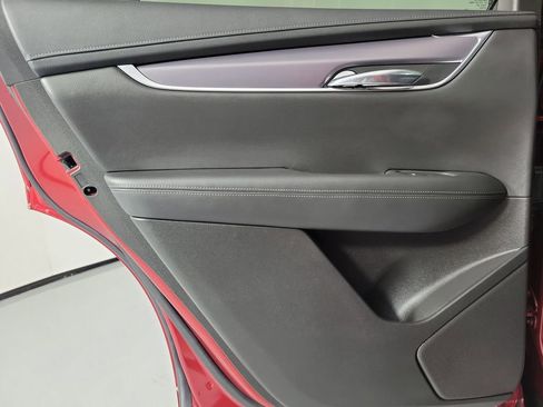 Used 2022 Cadillac XT6 Luxury FWD image 12