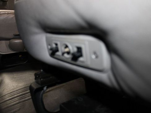 Used 2023 Chevrolet Express 3500 LS image 16