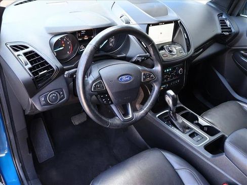 Used 2019 Ford Escape Titanium AWD/4WD image 11