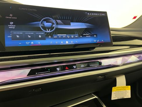 New 2026 BMW i7 eDrive50 w/ M Sport Package image 28