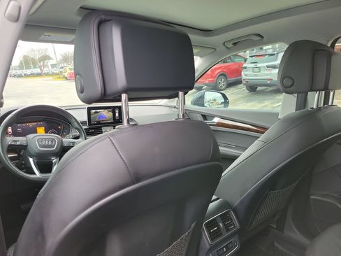 Used 2019 Audi Q5 2.0T Premium Plus w/ Premium Plus Package image 13