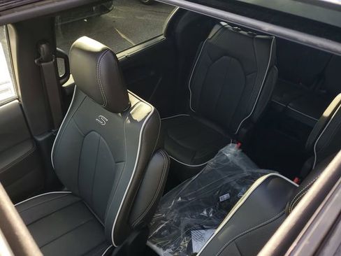New 2026 Chrysler Pacifica Limited image 36