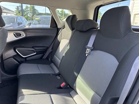 Used 2022 Kia Soul LX w/ Technology Package FWD image 15