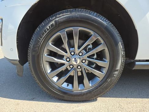 Used 2021 Ford Expedition Max Limited AWD/4WD image 7