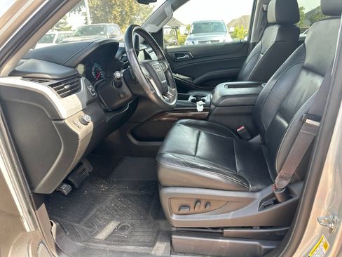 Used 2017 GMC Yukon SLT w/ Open Road Package RWD image 11