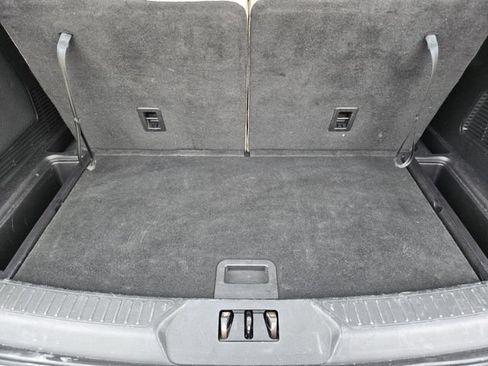 Used 2022 Ford Explorer Limited AWD/4WD image 31