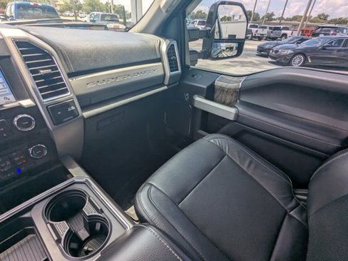Used 2018 Ford F350 Lariat w/ Lariat Value Package AWD/4WD image 18
