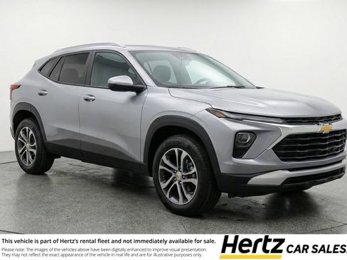 Used 2025 Chevrolet TrailBlazer LT image 1