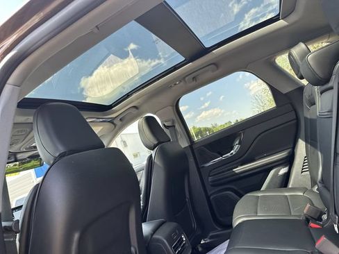 Used 2022 Lincoln Corsair Reserve w/ Sport Package AWD/4WD image 18